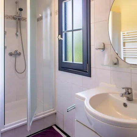 Chateau De Bellevue B&B Et Appartements Avec Piscine Saisonal Chauffee Et Chambres Partout Climatisees Saint-Avit  Room photo