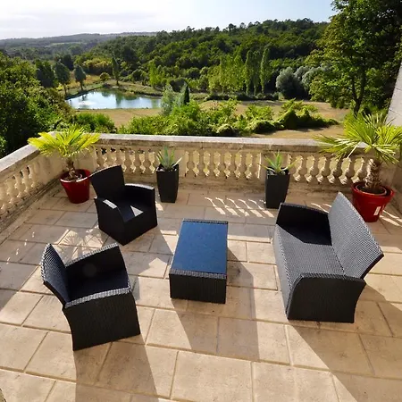 Chateau De Bellevue B&B Et Appartements Avec Piscine Saisonal Chauffee Et Chambres Partout Climatisees Saint-Avit  Exterior photo